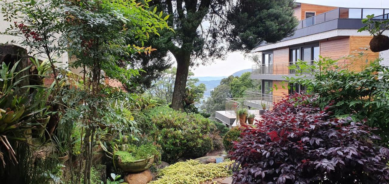 Suites Refugio Do Vale 格拉玛多 外观 照片